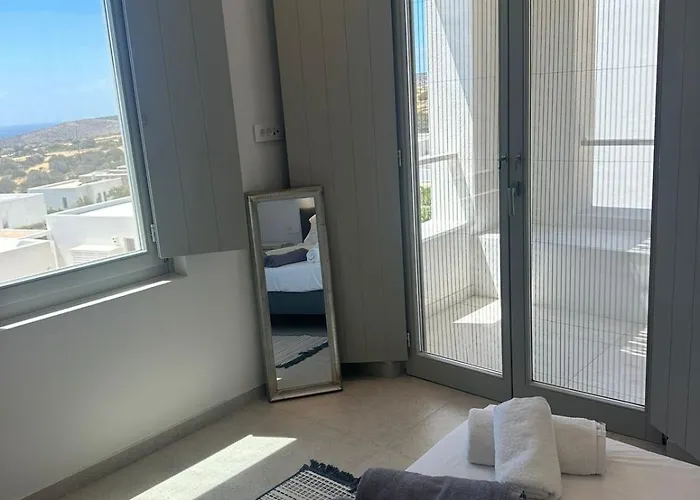 Aetheria With Private Pool Aspro Chorio